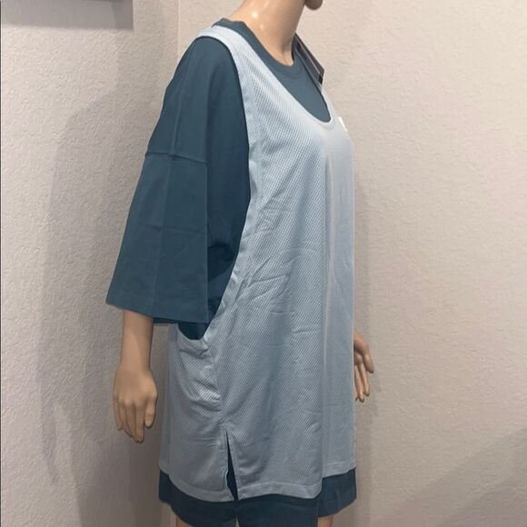 Nwt Jordan Women's Midi Dress in dark Teal and Light teal - Picture 2 of 9